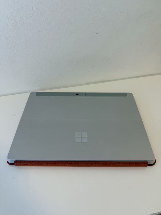 Microsoft surface go 2