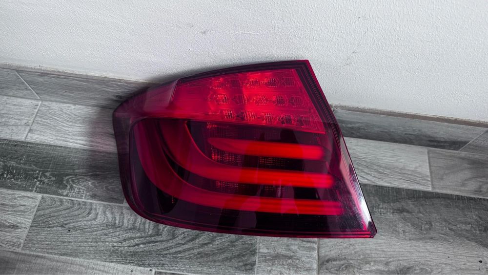 Stop Stanga-Dreapta Bmw serie 5 F10 non facelift