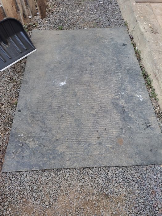 Продам лист резиновый