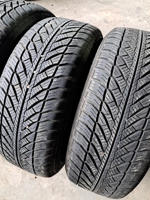 2 anvelope iarnă 205 55 r16 Goodyear