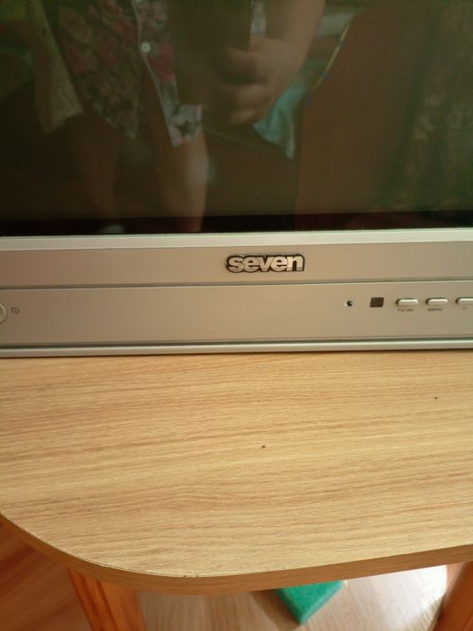 Телевизор seven цветной