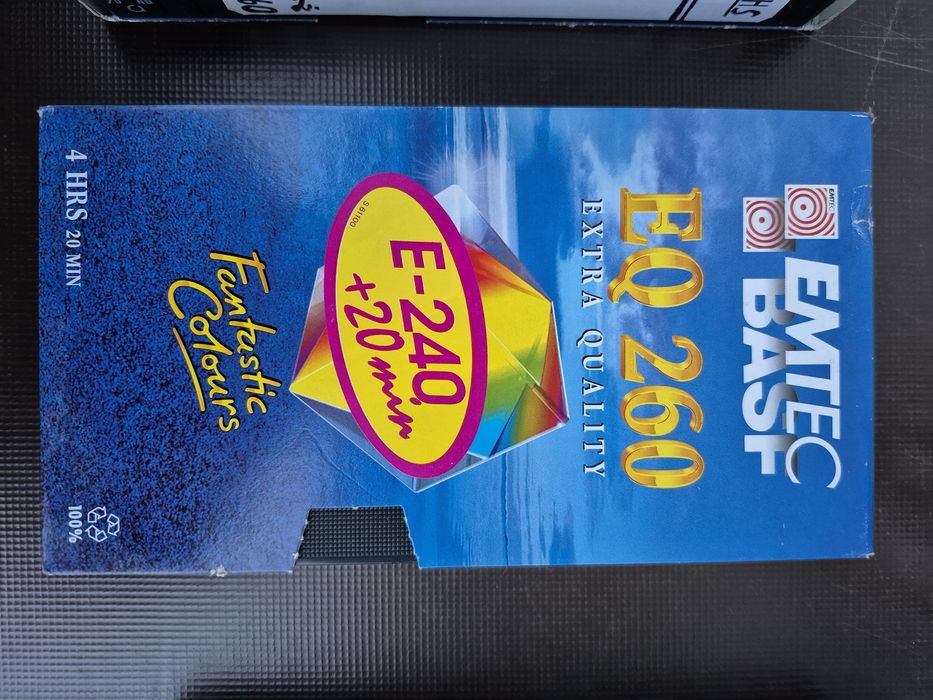 Vând Lot 30 casete video VHS originale Basf de 260 minute  cu filme