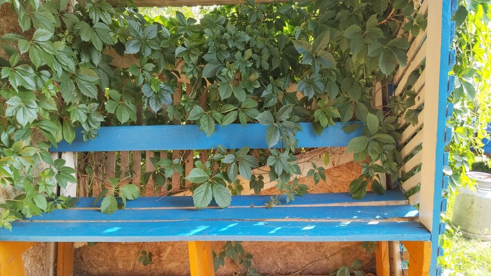 Продам просторную беседку