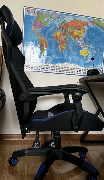 Продам игровое сетчатое кресло