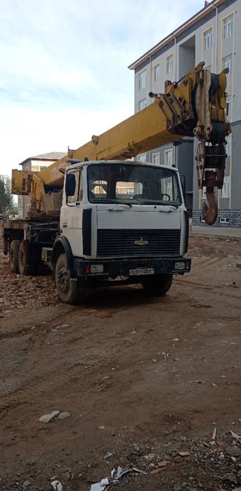 Avtokran ivanoves 32t