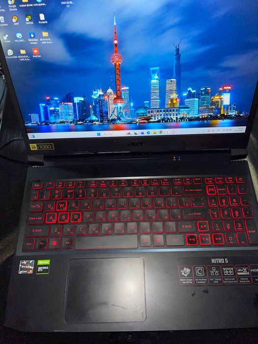 Новый ноутбук продаем