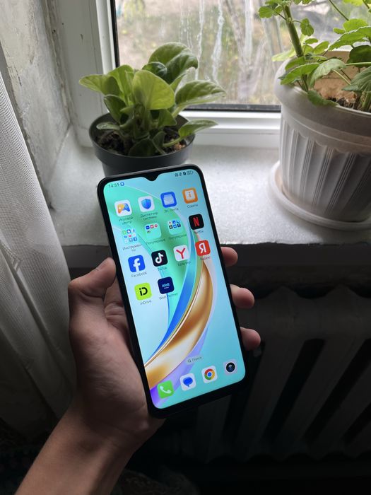 Продам Honor x6b