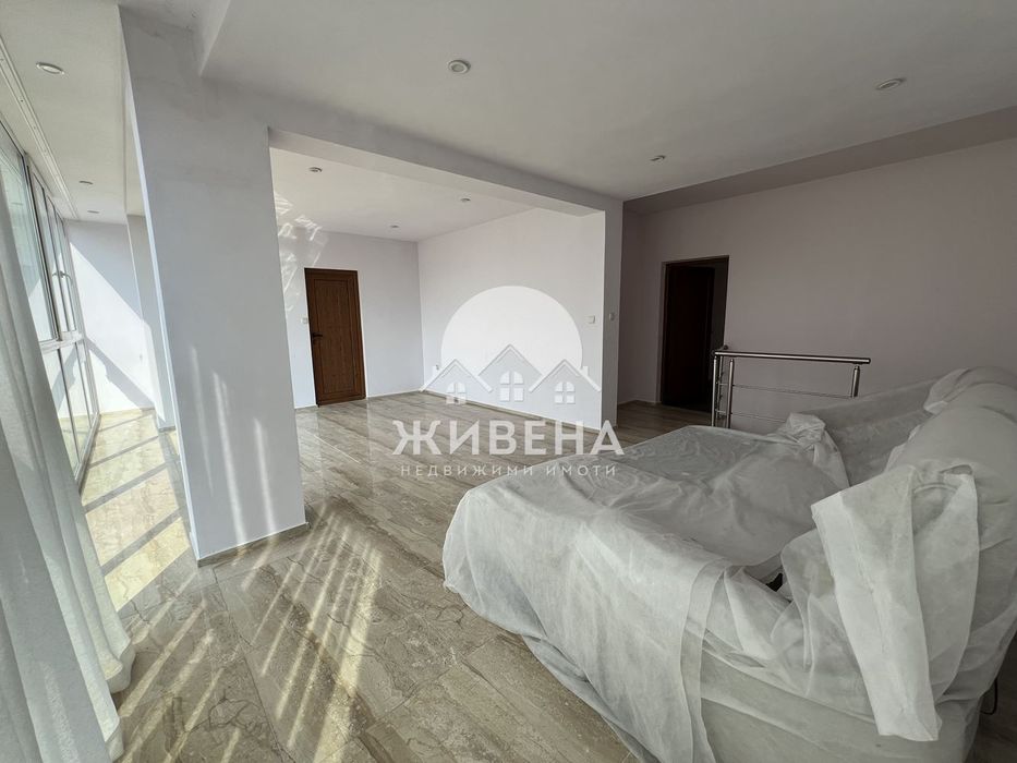 Продавам 4-стаен мезонет до Фулмакс център, площ 145 кв.м