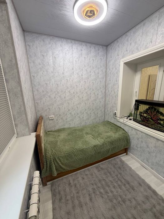 Ттз Ахмад-Югнакий Продается квартира 4/3/4 балкон 2х6 Мебелью