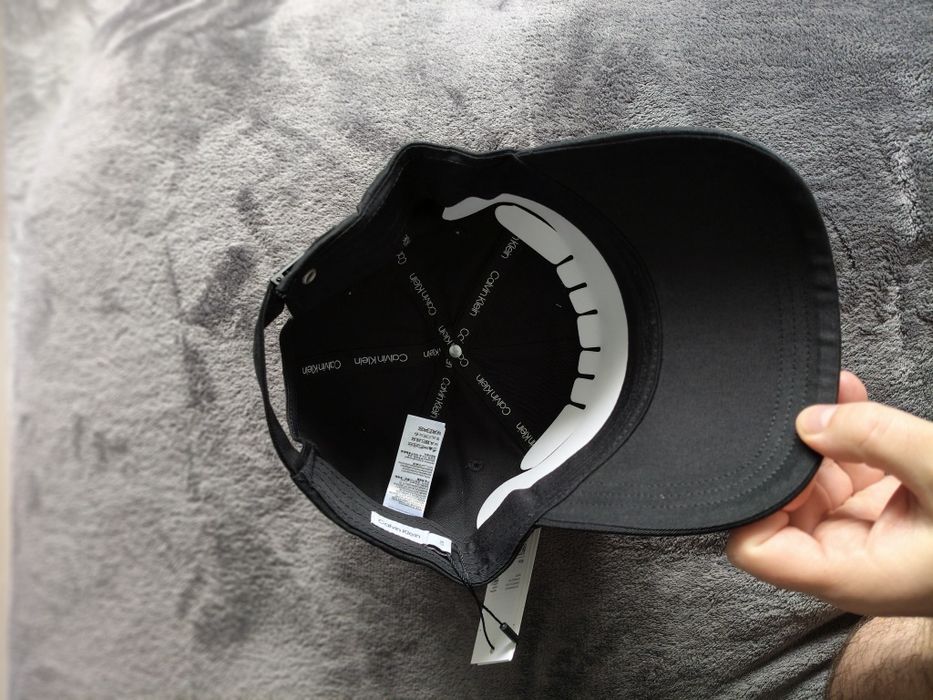 Calvin Klein șapcă unisex neagra cu logo discret mărime OS noua