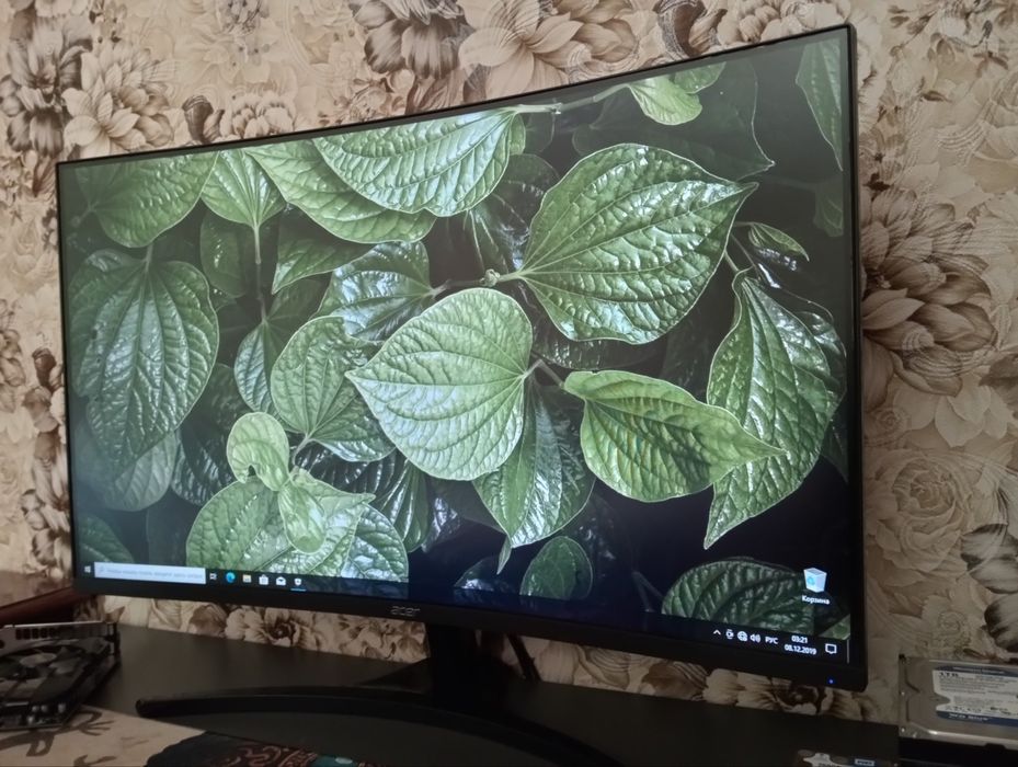 Acer ED322QR Pbmiipx

Изогнутый игровой монитор 32 диагонали на 144 ге