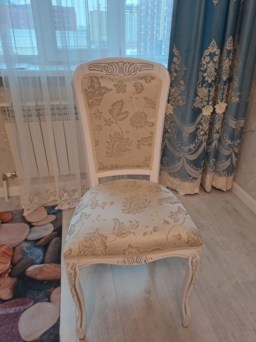 Продам 6 стулья качественная