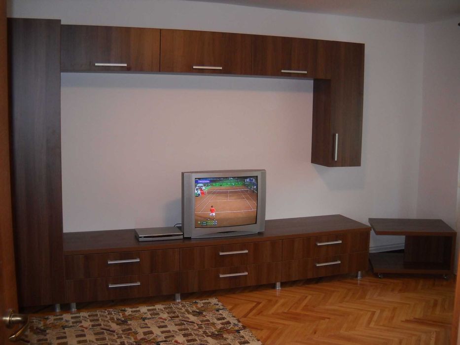 Dau in chirie ap 65 mp parter Mănastur zona buna parcare