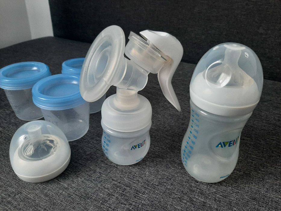 Pompa manuala set alaptare Philips AVENT + Set tetine Cadou