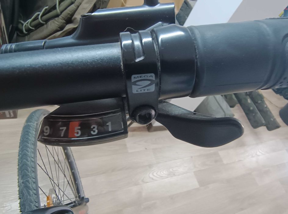 Bicicleta trekking Romet Orkan 4 M L/21 - Culori negru/rosu - Stare foarte buna