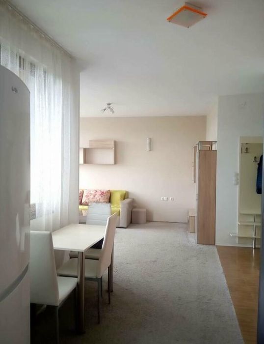 Дава се под наем Двустаен апартамент в София, Манастирски ливади - 68 кв.м за 887.4 € - Снимка #1