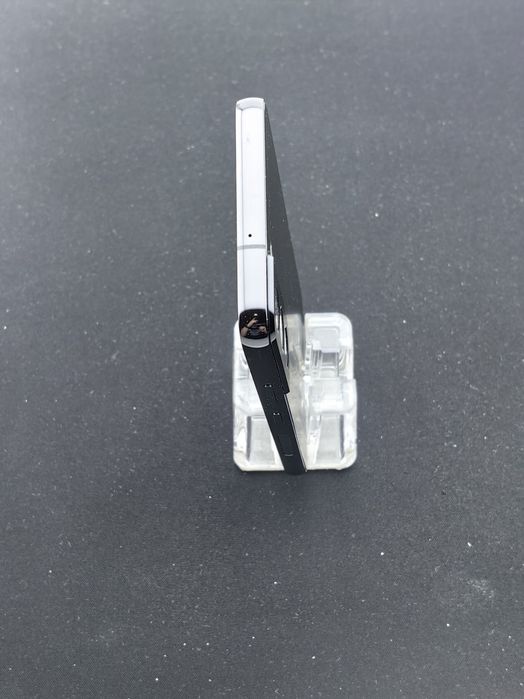 Samsung Galaxy S22  128 GB ID-qiq410