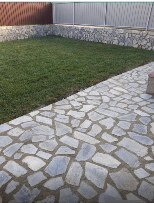 Piatra Naturala de Munte