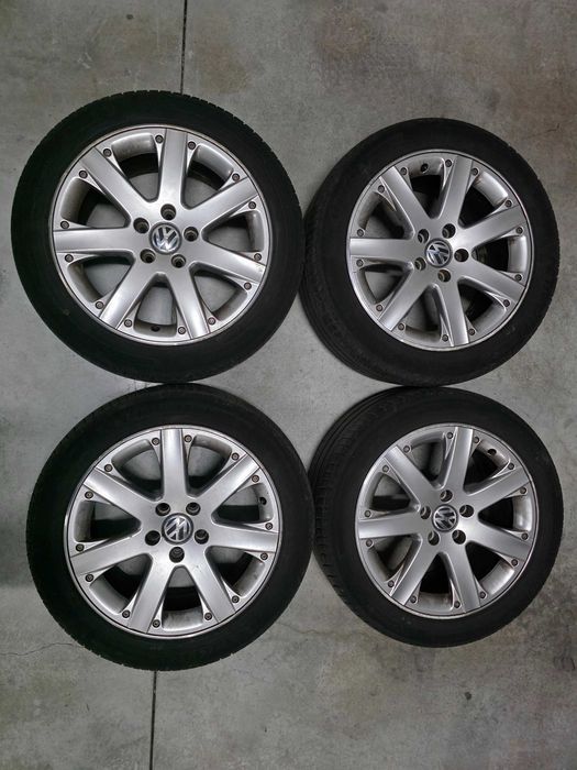 Set 4 Roti Vw - Jante Originale Aliaj cu Anvelope Michelin de Vara - 235 45 R17 Volkswagen
