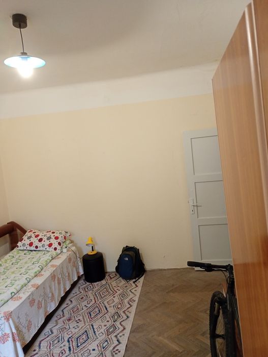 Vănd garsoniera  o camera