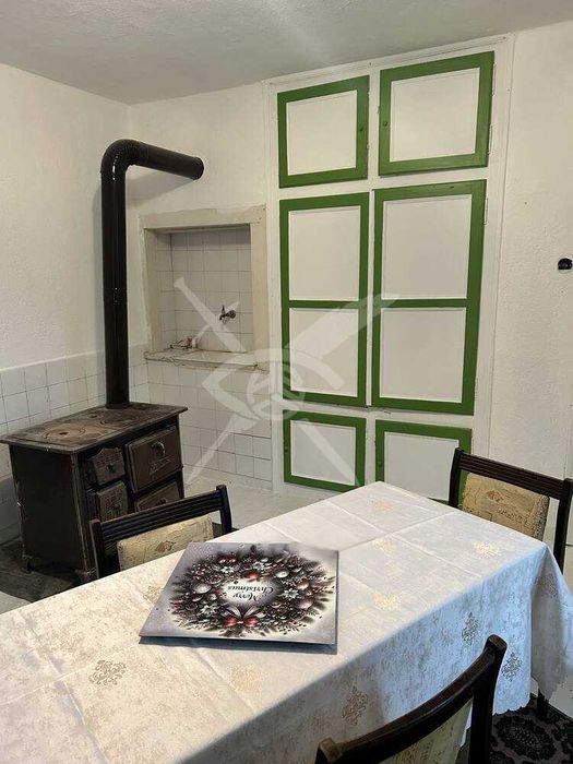 Къща в с.Свежен! 96786