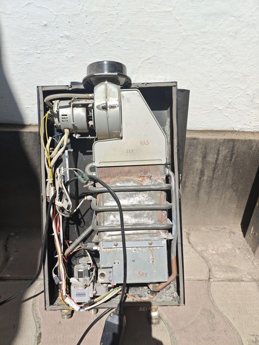 Продам газовую колонку