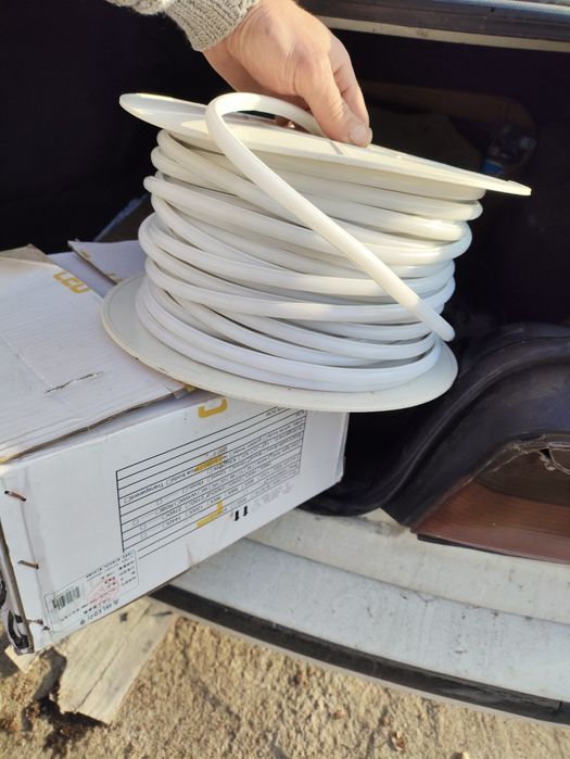 Неоновая лента теплый цвет продам цена договорная