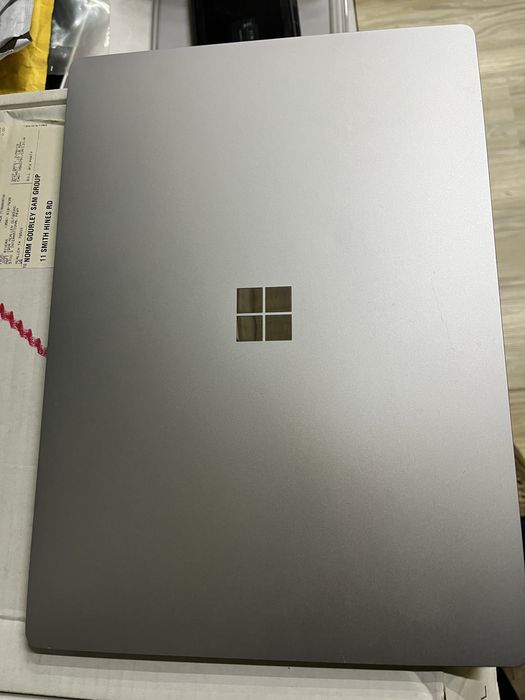 Surface laptop 3 i5 8-256ssd экран 13 дюймов