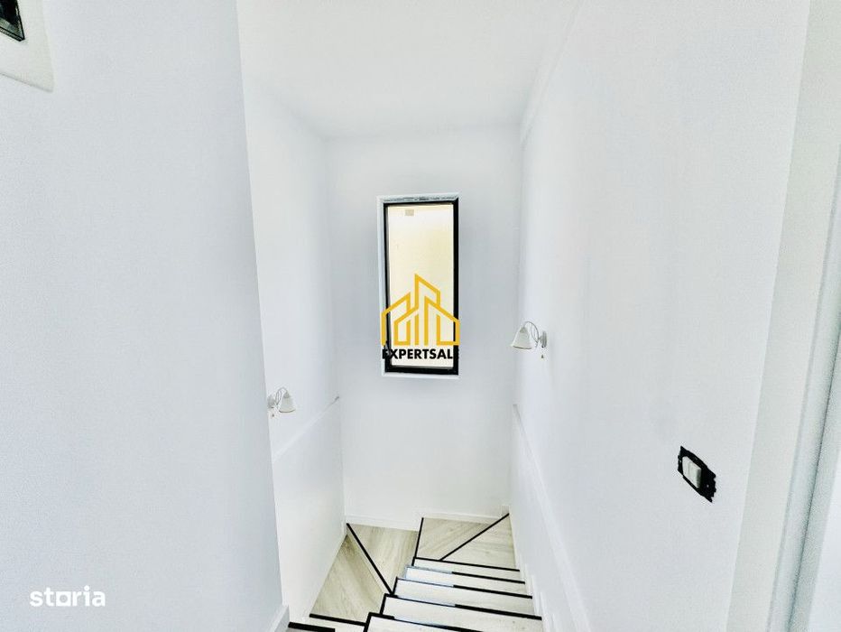 VILA 4 CAM/ POMPA CALDURA/PANOURI/Mobila de bucatarie si Dressing