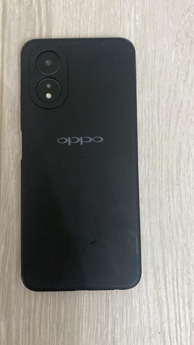 OPPO A 38 в хорошем состаяний