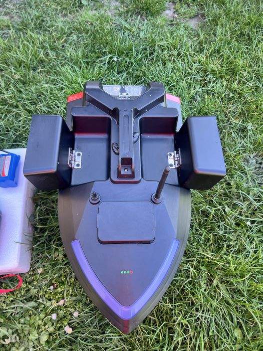 Navomodel plantat 3 cuve cu GPS – stare aproape nouă