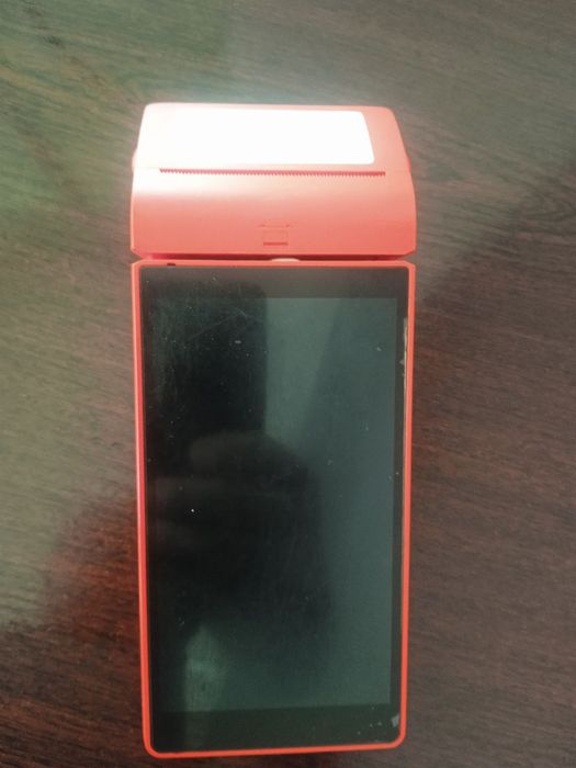 Kassaaparat sotiladi narxi kelishamiz