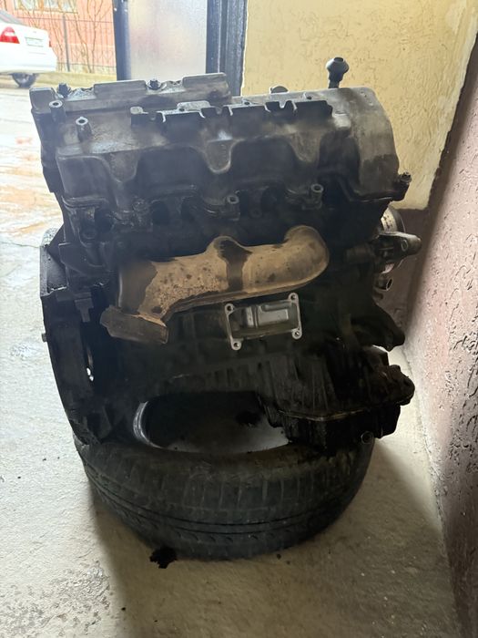 Мотор 2.6 от Мерседес V образный