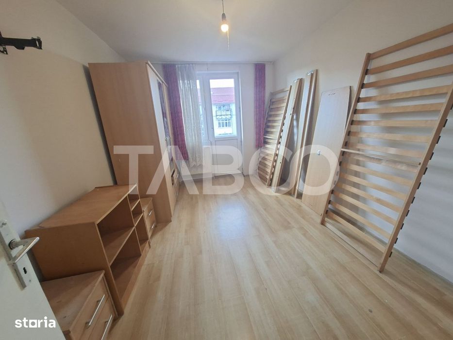 Apartment de vanzare 2 camere si balcon Cedonia Mihai Viteazul