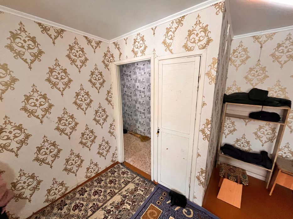 продается 1 ком. квартира в спальном районе города