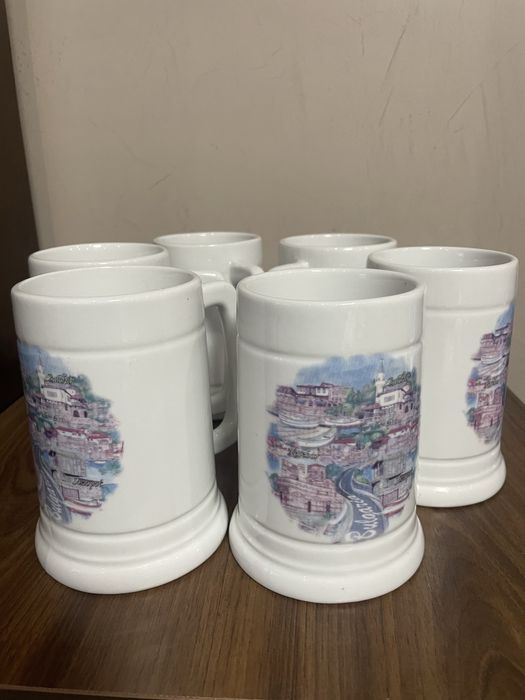 Керамични халби за бира и чинии