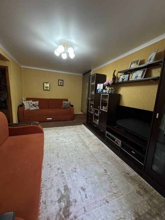 продам 3-х комнатную квартиру