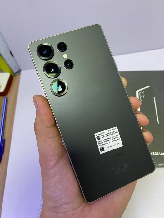 Samsung galaxy S25 Ultra 12/256gb ЕАС /  СТ33259