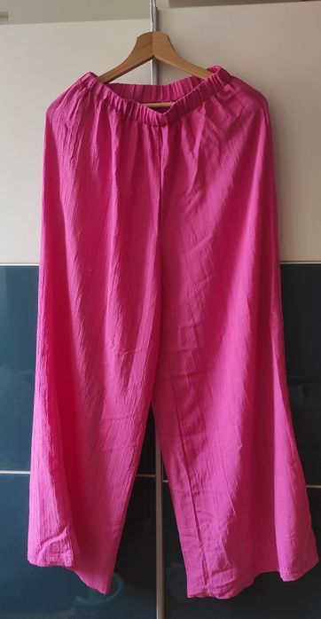 Розов дамски сет - бюстие и панталон - S размер