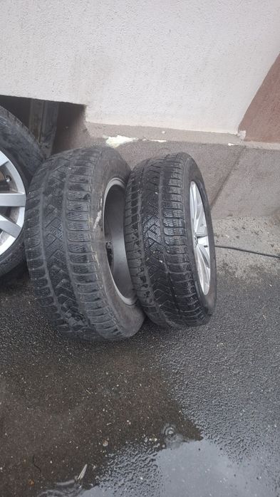 Jante aliaj b8 cu cauciucuri de iarnă
