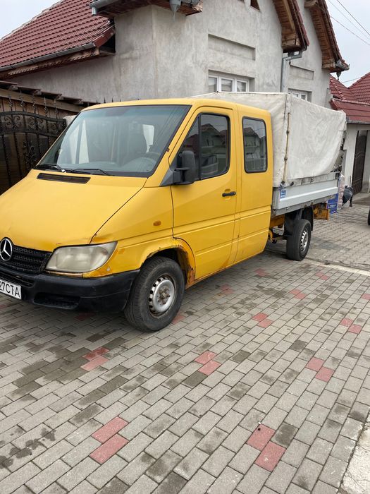 Vând Mercedes sprinter 211