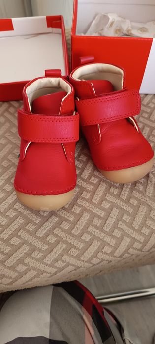 Papuci primi pași fetiță