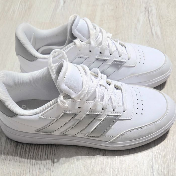 ADIDAS – бели кецове, носени веднъж, като нови, 40 номер