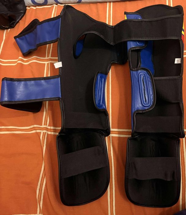 Tibiere Kickbox Armura marimea XL noi