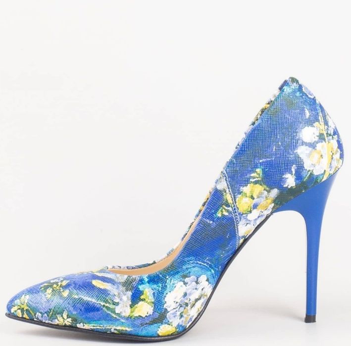 Дамски обувки стилето