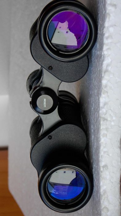 binoclu fully coated Luxon 8x30 field 7,5 optica de calitate,curata