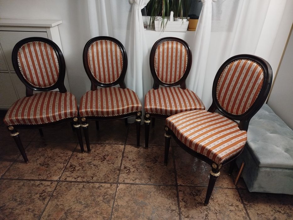 4 scaune lemn tapițat