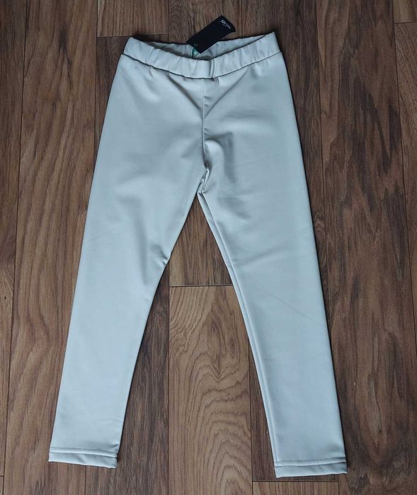 пола с пайети и кожени клинове