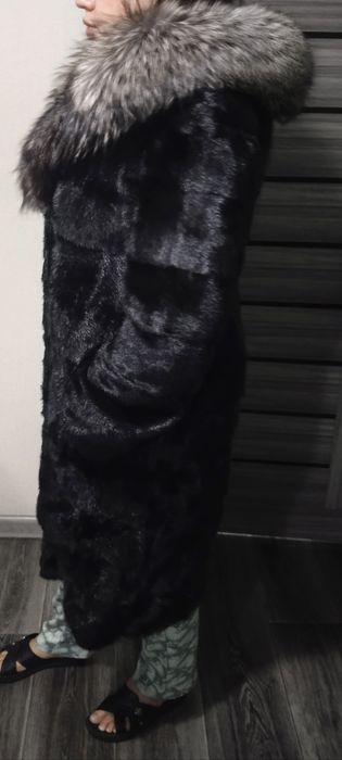 Продам норковую шубу