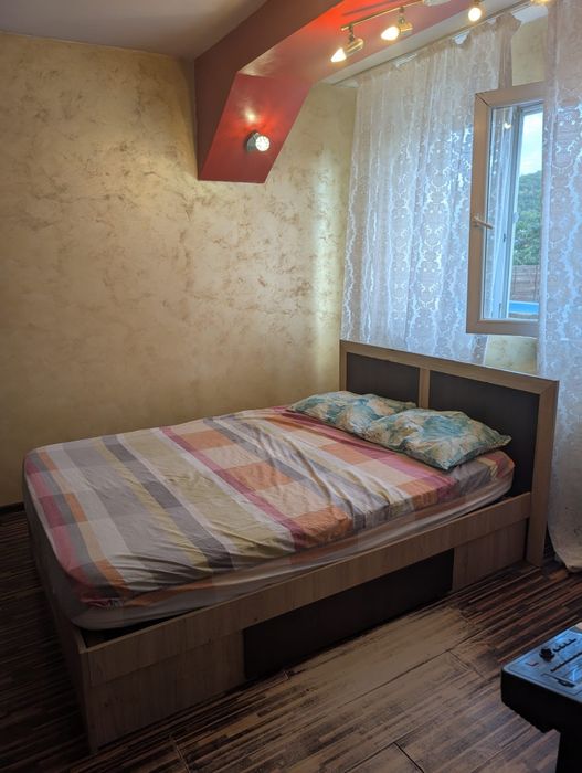 Pat de 160 în stare bună